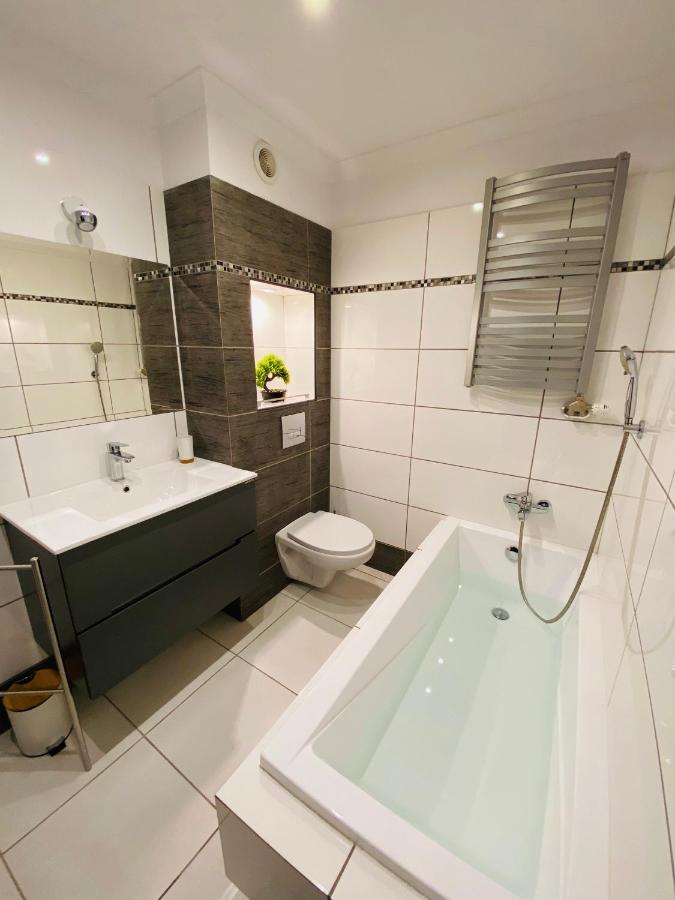 Apartament Na Starowce III ชิชเชนา ภายนอก รูปภาพ